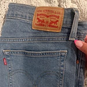 LEVI’S Wedgie Skinny Jeans